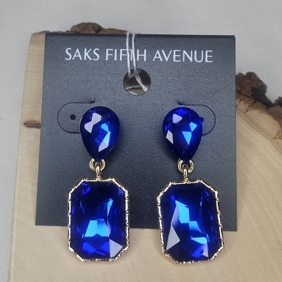Saks Fifth Avenue Jewelry - Saks Fifth Avenue Blue Rectangle Cut Rhinestone Earring Gold Tone NWT Retail $45